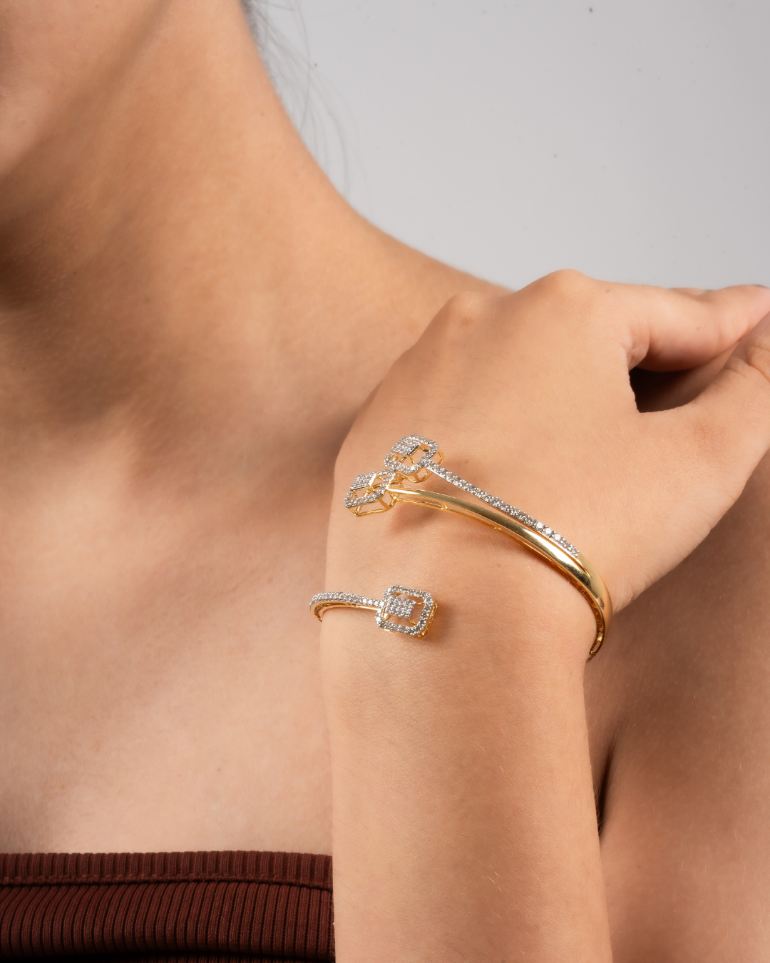 Emerald shape diamond bracelet