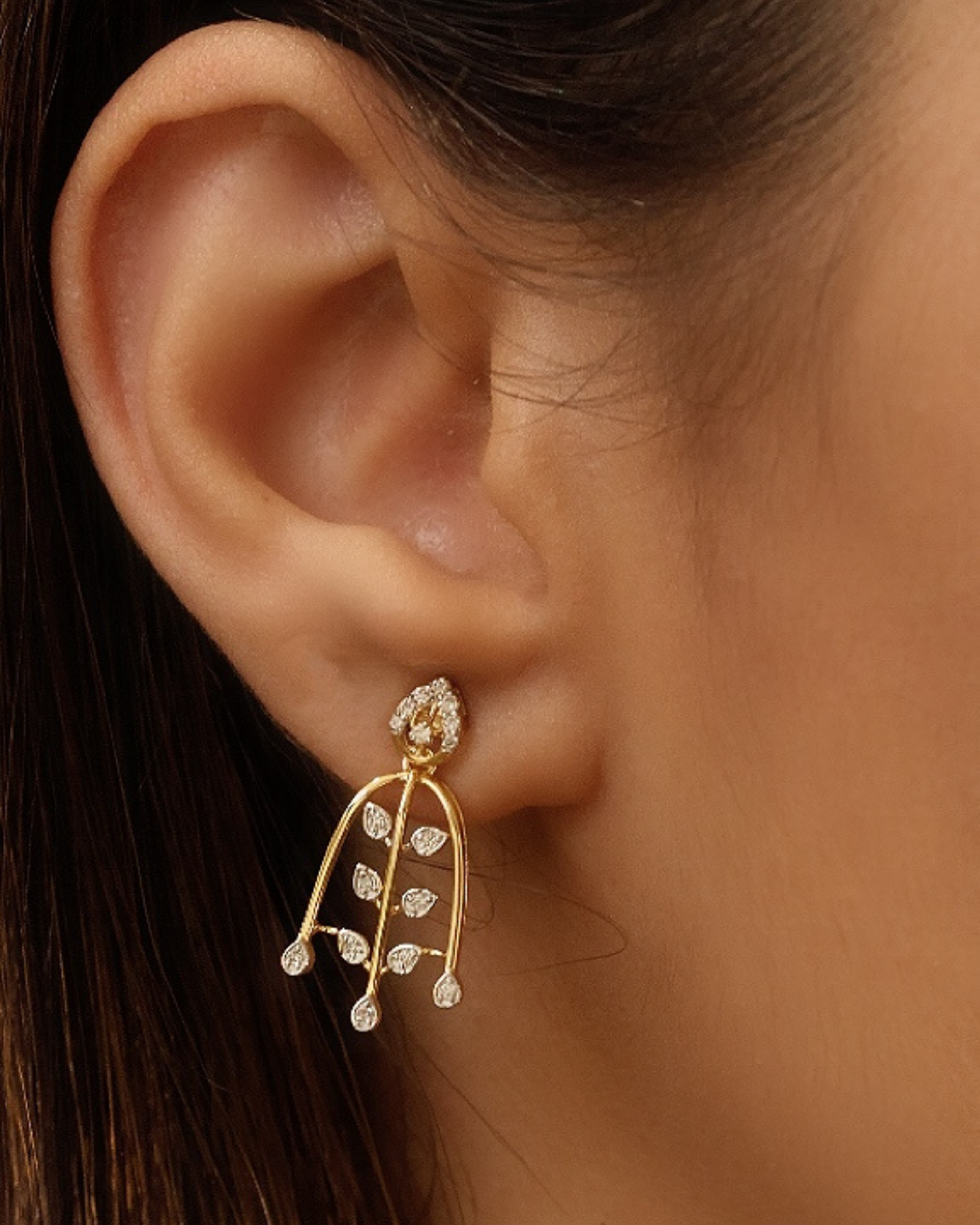 Golden Dewdrops- Diamond Necklace