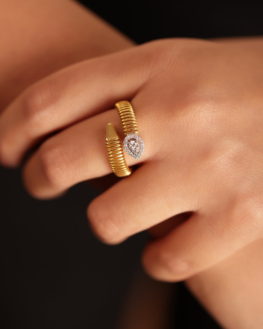 Flexi Snake Diamond Ring