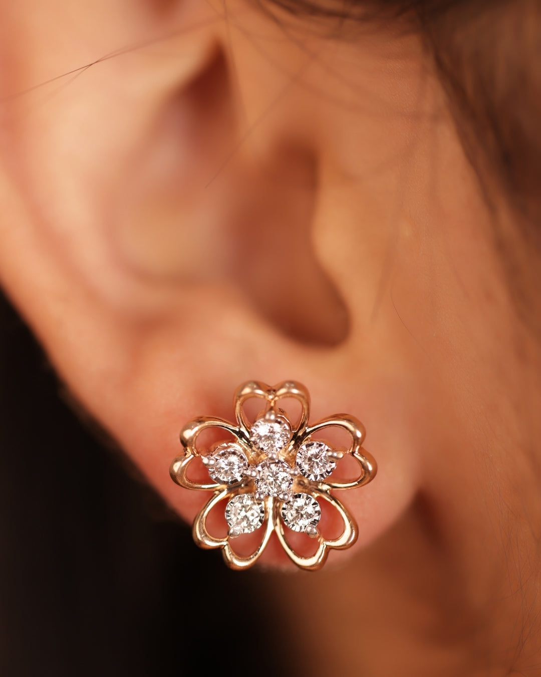 Traditional Floral Diamond Tops