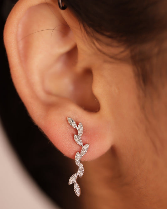 Leafy Stem Diamond Earing