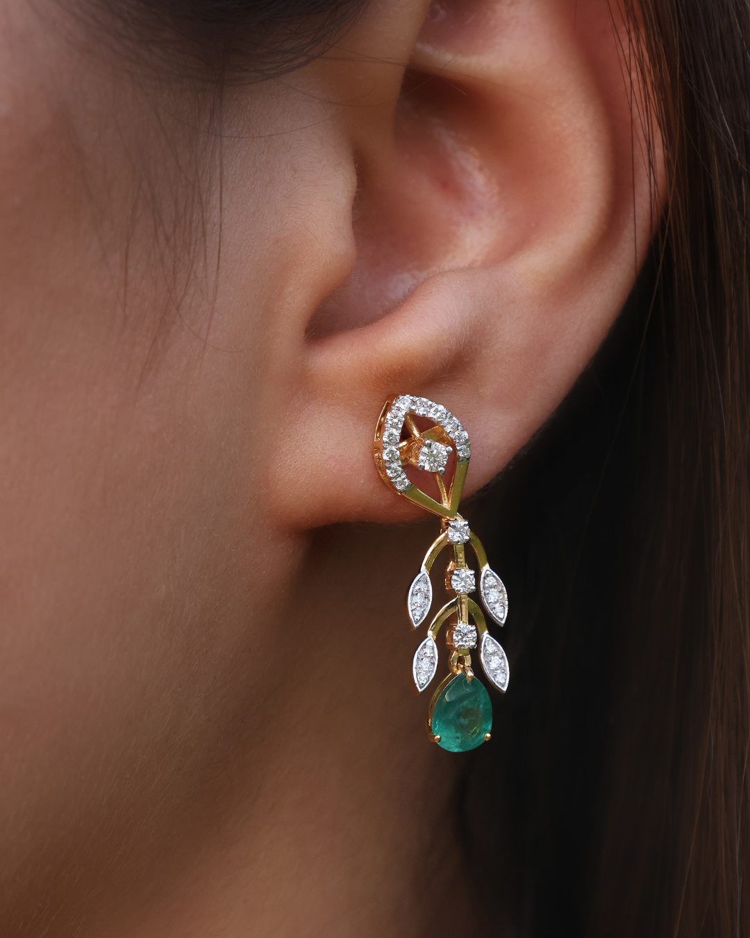 leafy stem diamond necklace