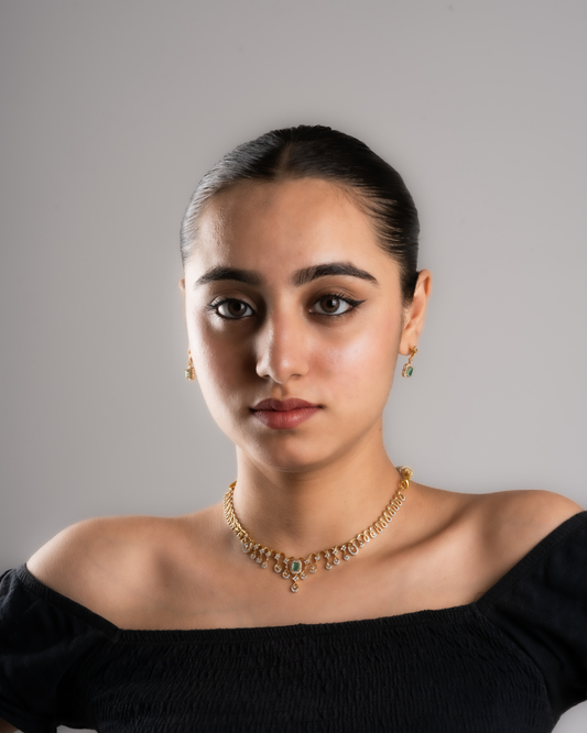 Dazzling Diamond emerald necklace