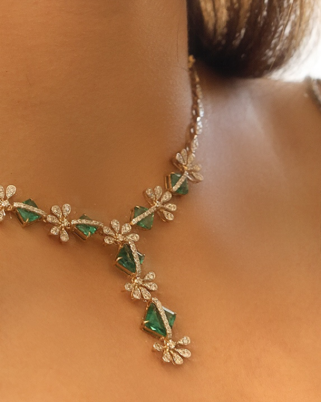 Emerald Aura- Diamond Necklace
