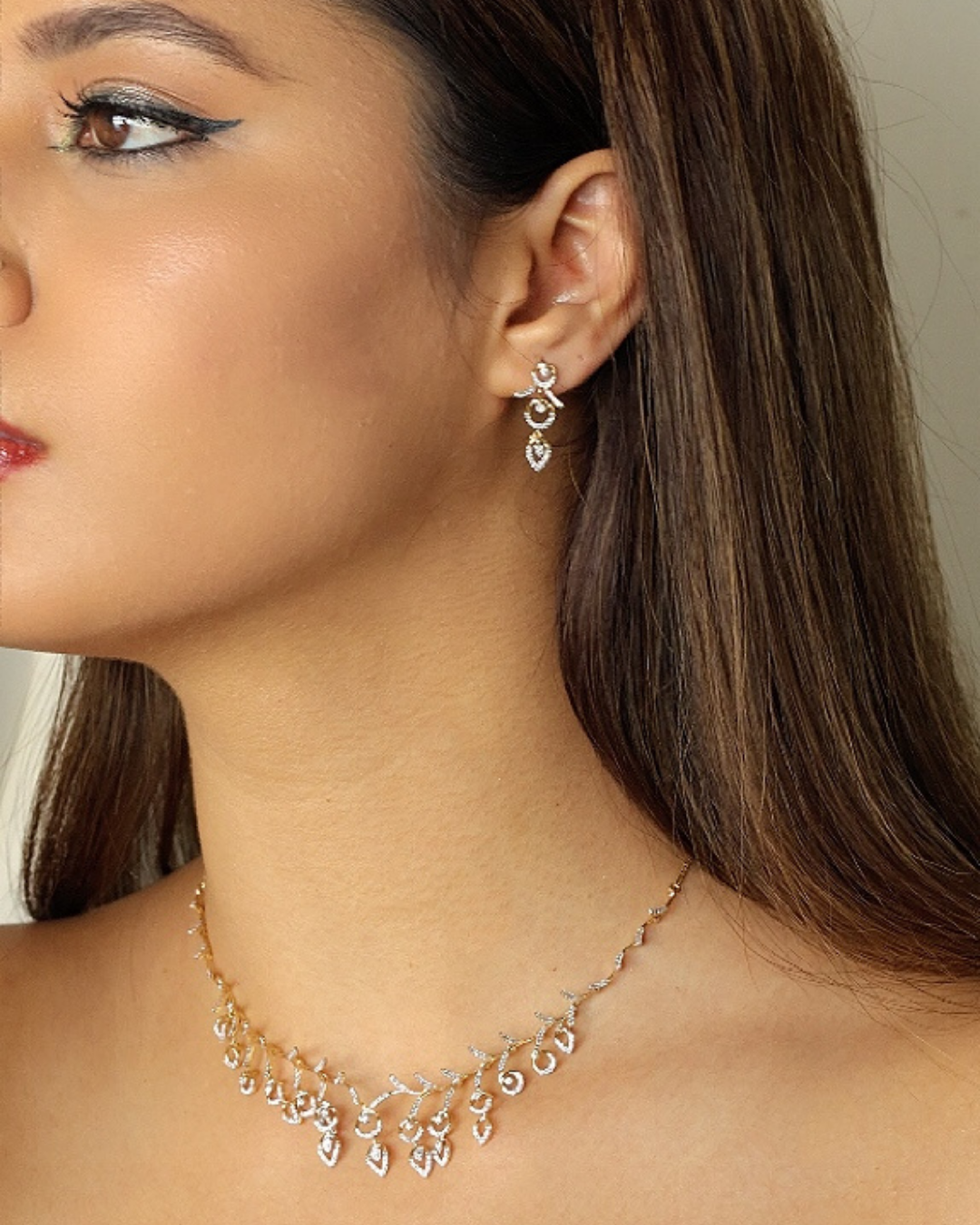 sparkling vinefall diamond necklace set