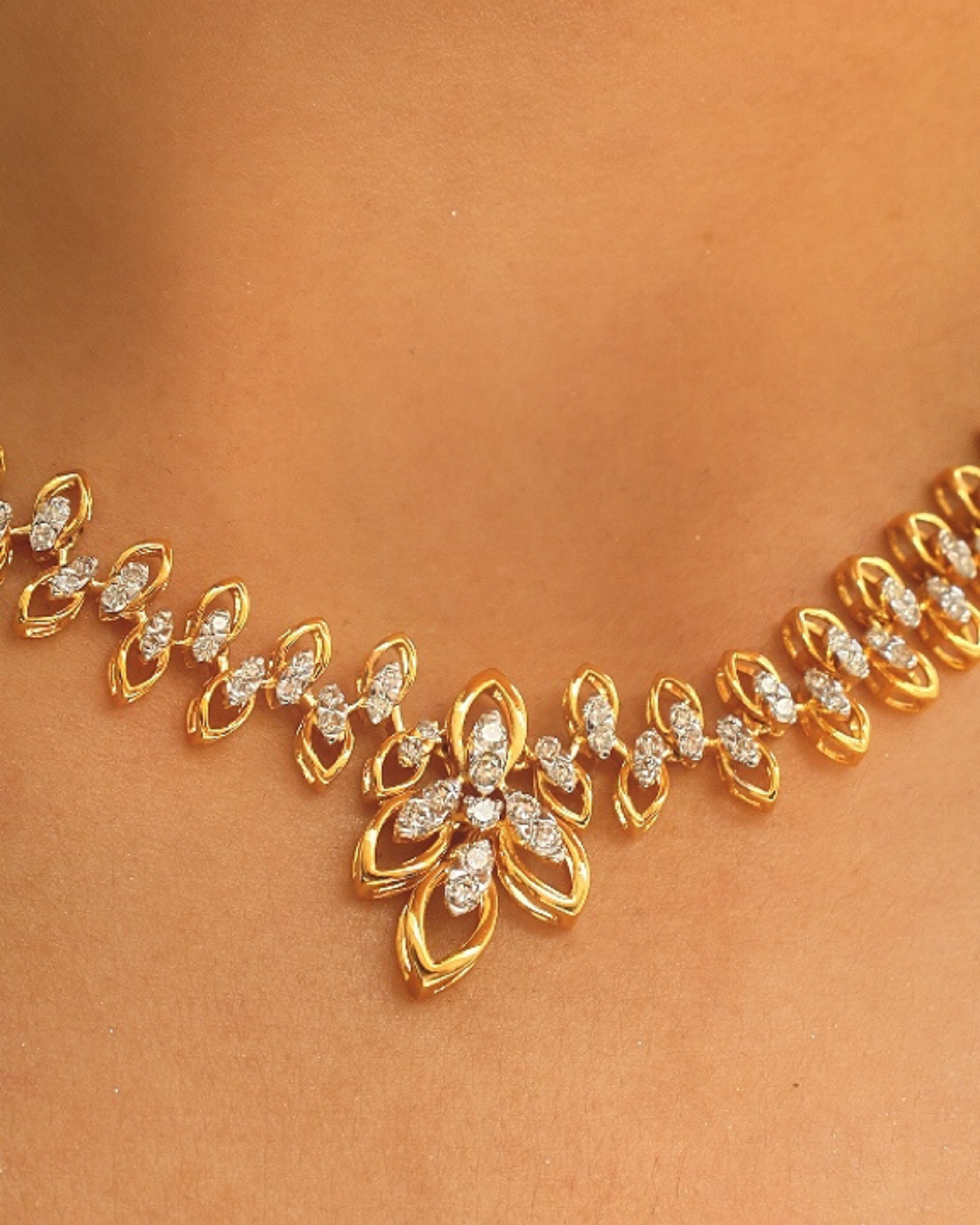 blossoming diamond petals necklace set
