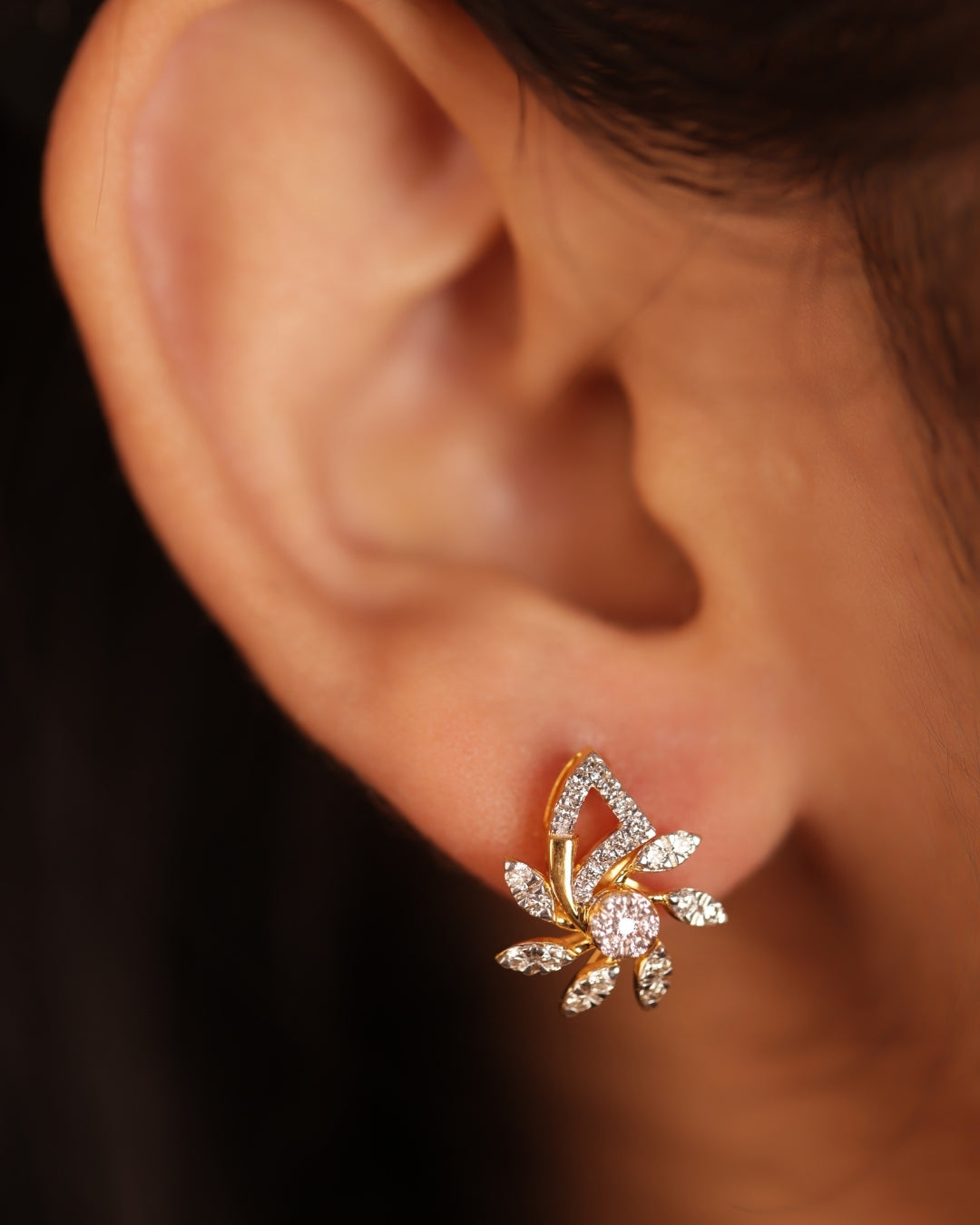 Splended Yellow Gold Diamond Earings