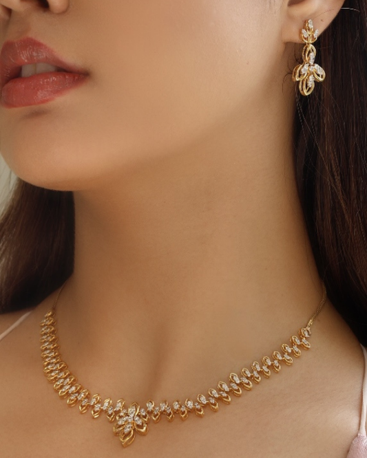 blossoming diamond petals necklace set