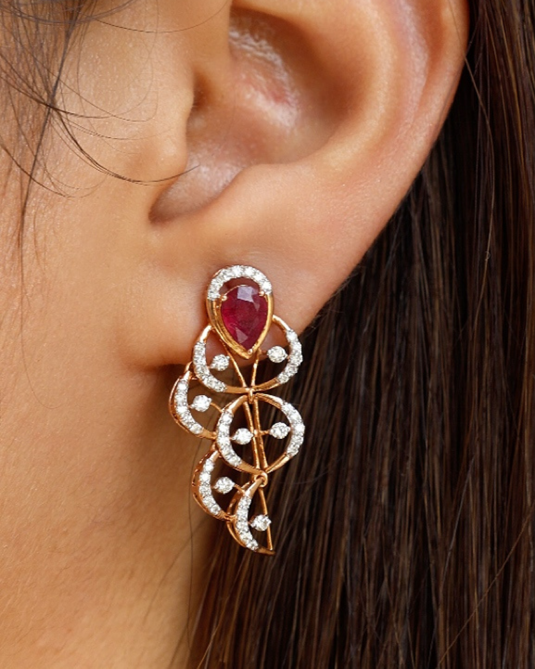 SCARLET REVERIE DIAMOND SET